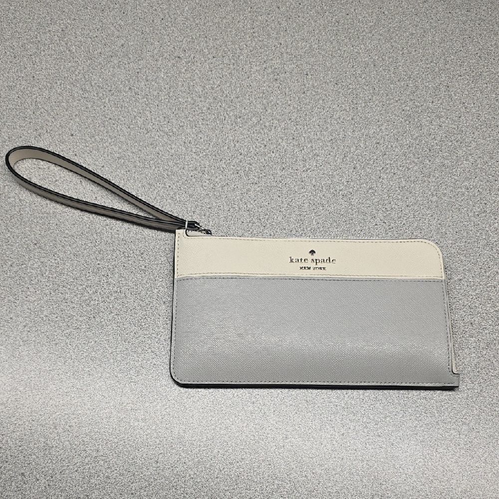 kate spade Neutral Two-Tone Wristlet - Cream & Light Gray